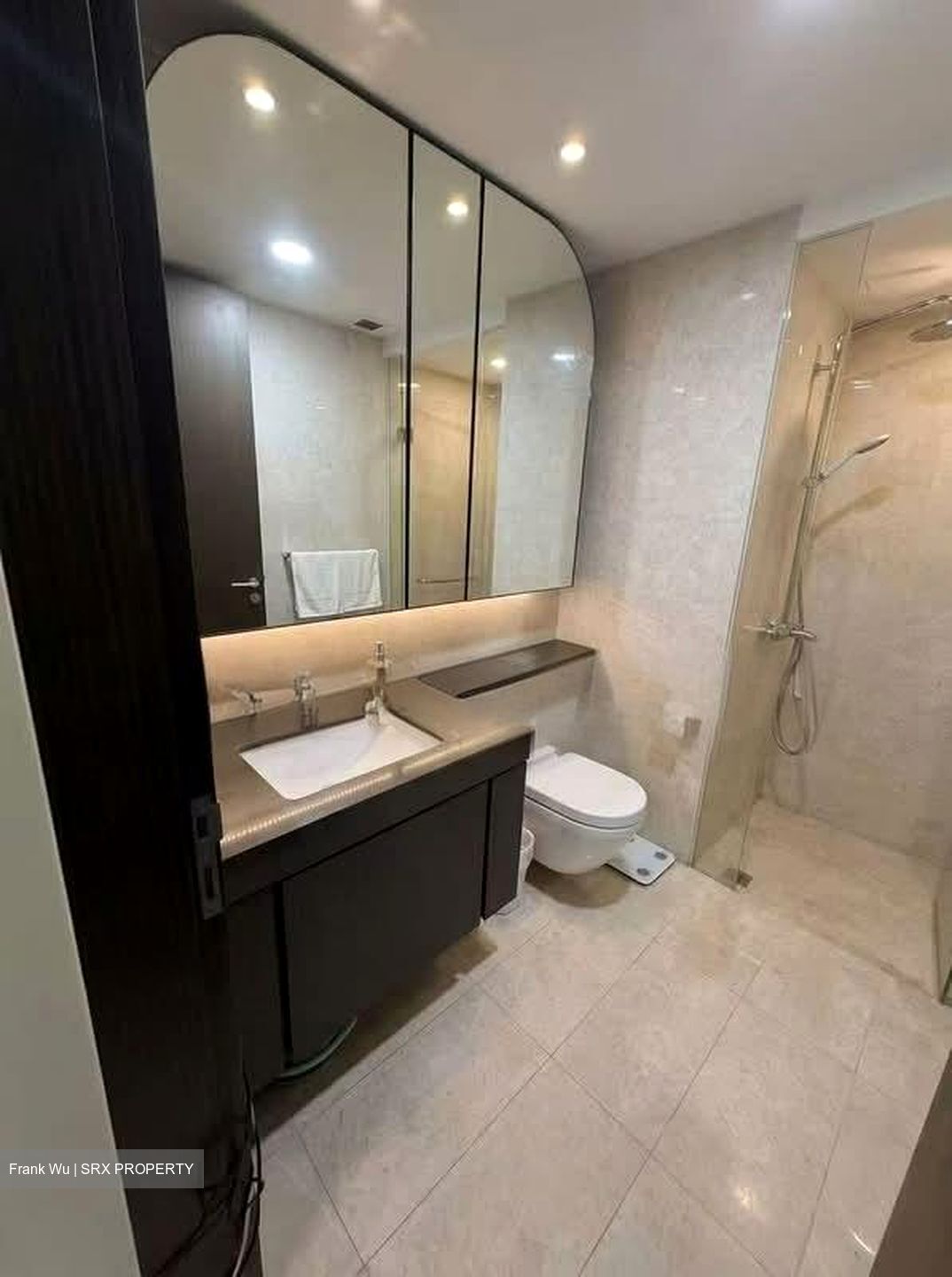 Avenue South Residence (D3), Apartment #561500991
